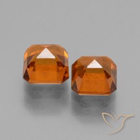 Shop natural 2.96ct Orange moyen-foncé Grenat Hessonite gems, Octogone / coupe Émeraude, from Madagascar at GemSelect. In stock, global shipping!