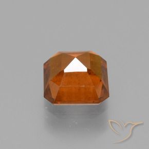 Grenat Hessonite Orange feu naturelle Octogone / coupe Émeraude, 1.97 ct, VS