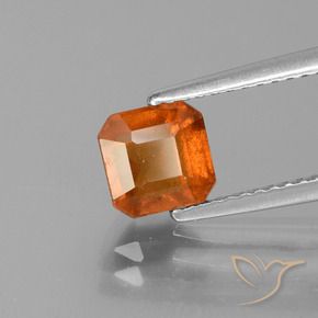 Grenat Hessonite Orange feu naturelle Octogone / coupe Émeraude, 1.69 ct, VS-SI