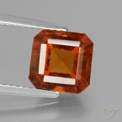 Grenat Hessonite Orange rougeâtre naturelle Octogone / coupe Émeraude, 2.59 ct, VS