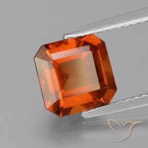 Grenat Hessonite Orange rougeâtre naturelle Octogone / coupe Émeraude, 2.59 ct, VS