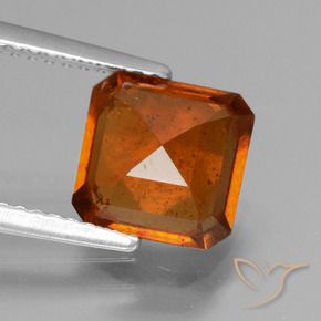 Grenat Hessonite Orange rougeâtre naturelle Octogone / coupe Émeraude, 2.83 ct, VS-SI