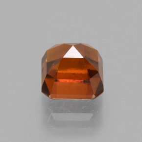 Grenat hessonite orange naturelle taille émeraude, 1,70 ct, VS