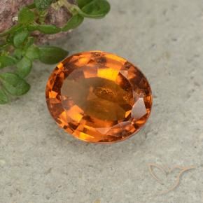Grenat Hessonite Orange foncé naturelle ovale, 2.38 ct, VS-SI