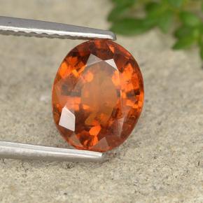 Grenat Hessonite Orange moyen-foncé naturelle Coupe ovale, 2.05 ct, VS-SI