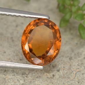 Grenat Hessonite Orange moyen-foncé naturelle ovale, 2.07 ct, VS