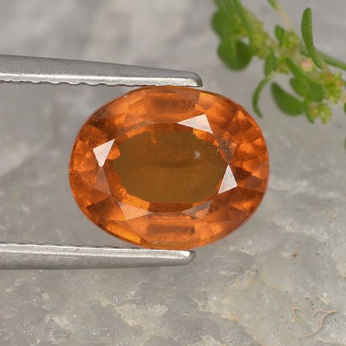 Grenat hessonite orange naturelle coupe ovale, 2,67 ct, VS-SI