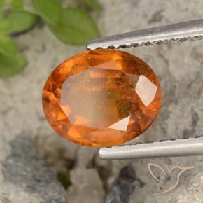 Grenat Hessonite Orange foncé naturelle ovale, 2.23 ct, VS-SI