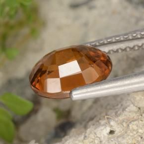 Grenat Hessonite Orange moyen-foncé naturelle ovale, 1.96 ct, VS
