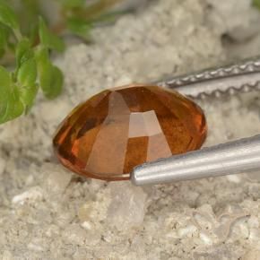 Grenat Hessonite Orange foncé naturelle ovale, 2.23 ct, VS-SI