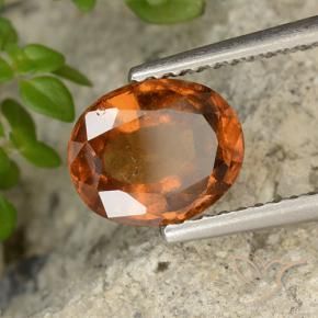 Grenat Hessonite Orange foncé naturelle ovale, 1.92 ct, VS