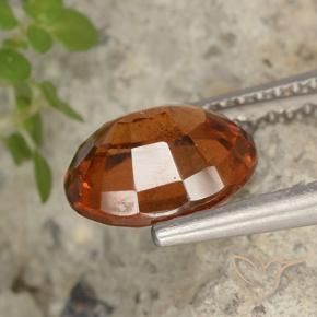 Grenat Hessonite Ambre orange naturelle ovale, 2.33 ct, VS-SI