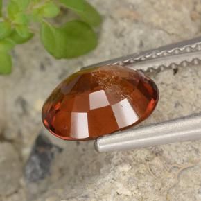 Grenat Hessonite Orange rougeâtre naturelle ovale, 2.01 ct, VS-SI