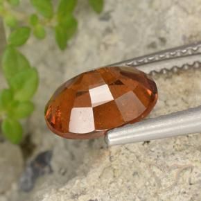 Grenat Hessonite Orange moyen-foncé naturelle ovale, 2.09 ct, VS-SI