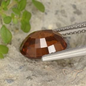 Grenat Hessonite Orange moyen-foncé naturelle ovale, 2.74 ct, VS-SI