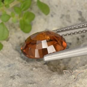 Grenat Hessonite Orange foncé naturelle ovale, 2.26 ct, VS-SI