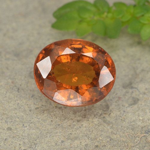 Grenat Hessonite Ambre orange naturelle ovale, 2.18 ct, VS-SI
