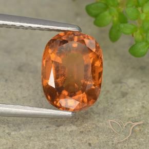 Grenat Hessonite Orange moyen-foncé naturelle ovale, 1.84 ct, VS