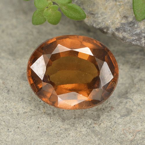 Grenat Hessonite Orange moyen naturelle ovale, 2.48 ct, VS
