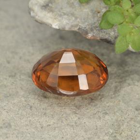 Grenat hessonite orange naturelle coupe ovale, 1,91 ct, VS