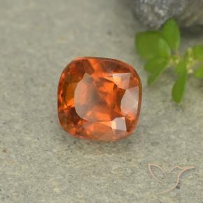 Grenat Hessonite Orange jaunâtre naturelle Coussin, 1.71 ct, VVS-VS