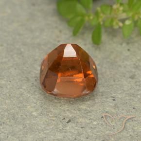 Grenat Hessonite Orange jaunâtre naturelle Coussin, 1.71 ct, VVS-VS