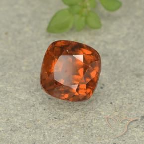 Grenat Hessonite Orange rougeâtre naturelle Coussin, 1.83 ct, VS