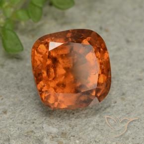 Grenat Hessonite Orange foncé naturelle Coussin, 1.78 ct, VS-SI