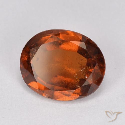 Grenat Hessonite Orange rougeâtre naturelle ovale, 2.32 ct, VS-SI