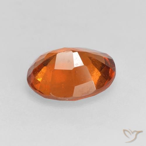 Grenat Hessonite Orange moyen-foncé naturelle ovale, 1.52 ct, VS-SI