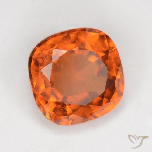 Grenat Hessonite Orange moyen naturelle Coussin, 2.05 ct, VS