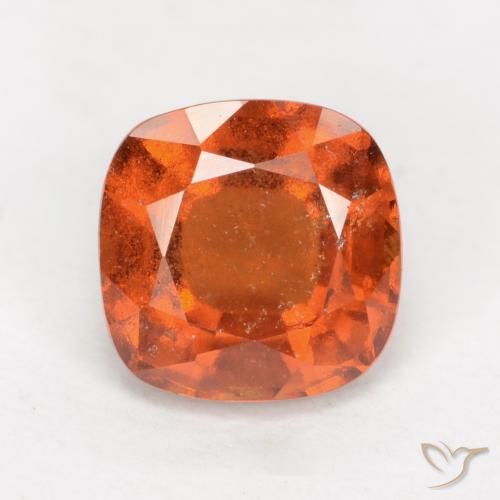 Grenat Hessonite Orange moyen naturelle Coussin, 2.09 ct, VS-SI