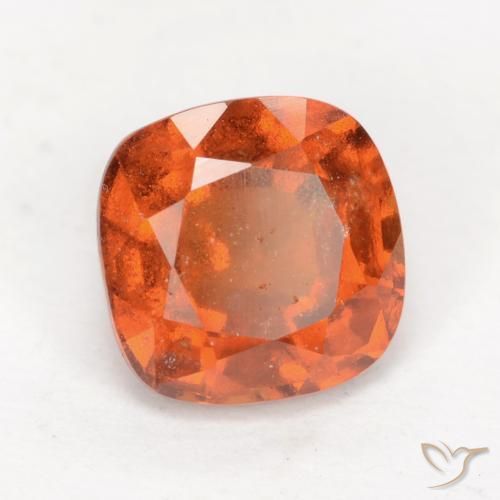 Grenat Hessonite Orange moyen naturelle Coussin, 2.09 ct, VS-SI