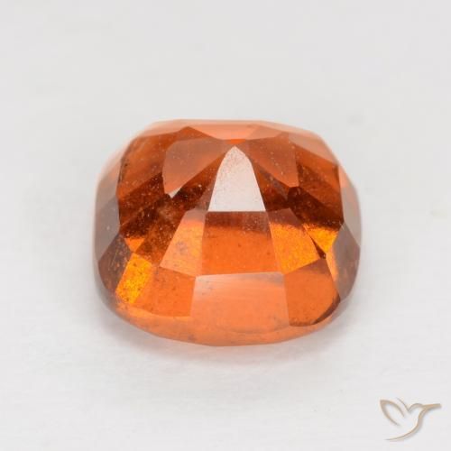 Grenat Hessonite Orange foncé naturelle Coussin, 2.25 ct, VS-SI