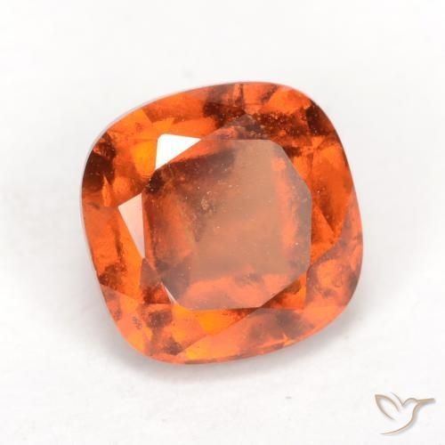 Grenat Hessonite Orange moyen naturelle Coussin, 2.21 ct, VS-SI