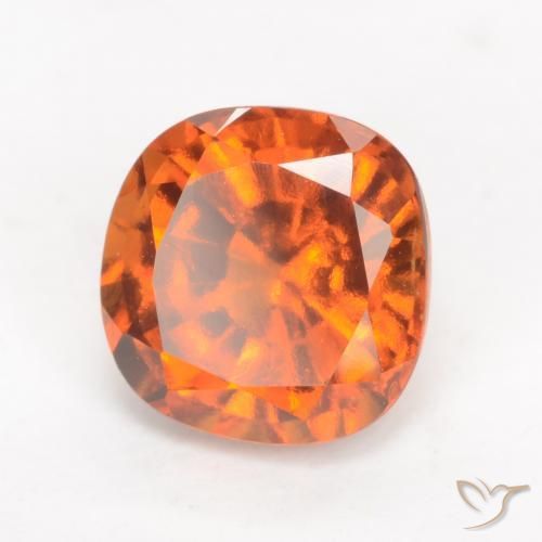 Grenat Hessonite Orange moyen naturelle Coussin, 2.06 ct, VVS-VS