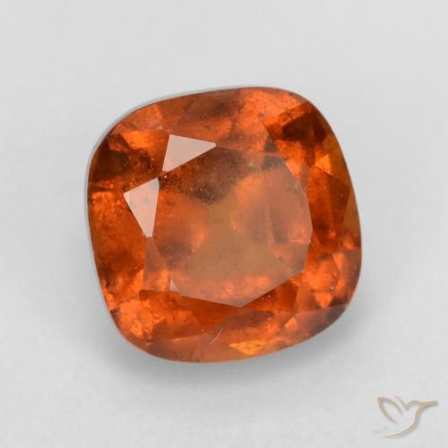 Grenat Hessonite Orange moyen naturelle Coussin, 2.08 ct, VS-SI