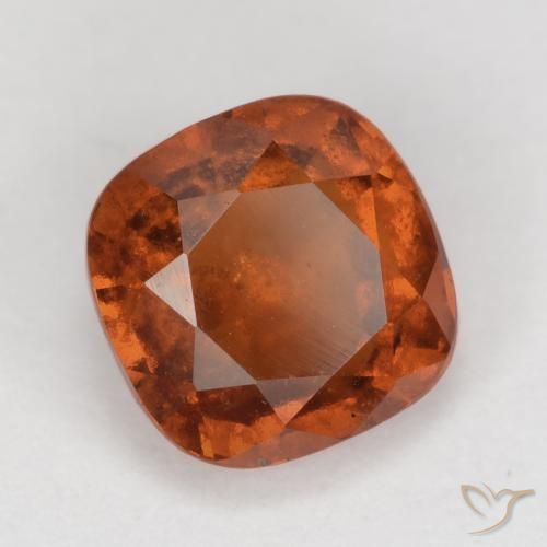 Grenat Hessonite Orange foncé naturelle Coussin, 2.13 ct, VS-SI