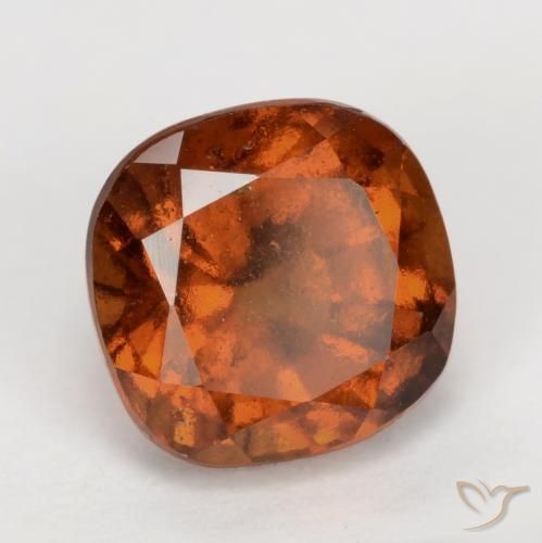 Grenat Hessonite Orange foncé naturelle Coussin, 2.19 ct, VS-SI