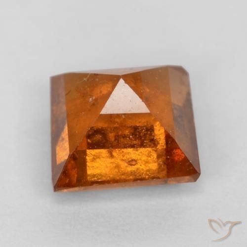 Grenat Hessonite Orange moyen-foncé naturelle Carré, 0.89 ct, VS-SI