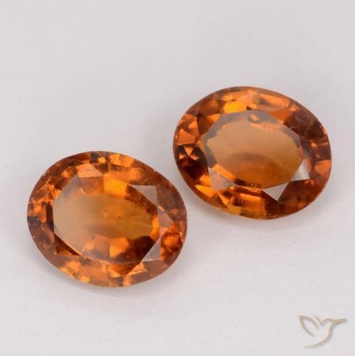Shop natural 2.53ct Orange foncé Grenat Hessonite gems, ovale, from Madagascar at GemSelect. In stock, global shipping!