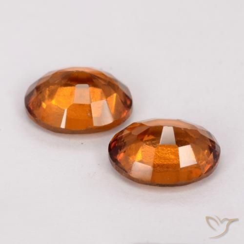 Shop natural 2.53ct Orange foncé Grenat Hessonite gems, ovale, from Madagascar at GemSelect. In stock, global shipping!