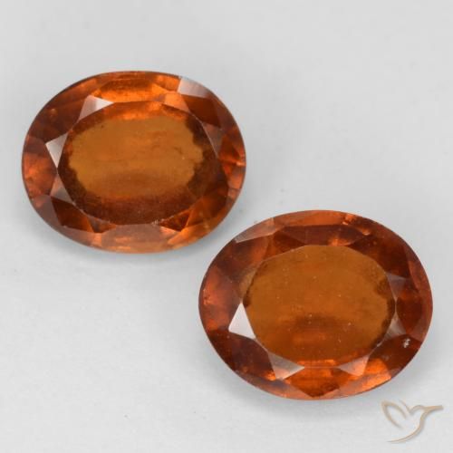 Shop natural 3.52ct Orange foncé Grenat Hessonite gems, ovale, from Madagascar at GemSelect. In stock, global shipping!