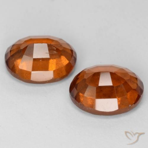 Shop natural 3.52ct Orange foncé Grenat Hessonite gems, ovale, from Madagascar at GemSelect. In stock, global shipping!