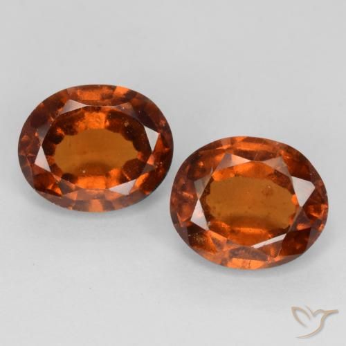 Shop natural 3.85ct Orange foncé Grenat Hessonite gems, ovale, from Madagascar at GemSelect. In stock, global shipping!