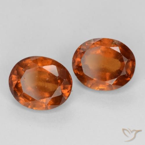 Shop natural 3.04ct Orange foncé Grenat Hessonite gems, ovale, from Madagascar at GemSelect. In stock, global shipping!
