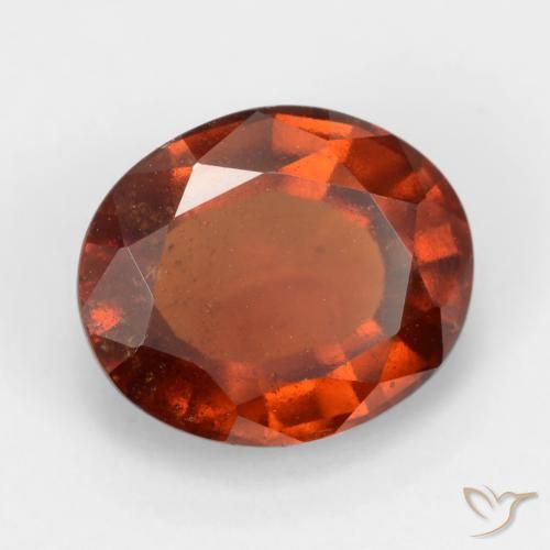 Grenat Hessonite Orange rougeâtre naturelle ovale, 2.89 ct, VS-SI