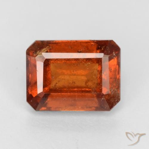 Grenat Hessonite Orange feu naturelle Octogone / coupe Émeraude, 2.22 ct, VS-SI