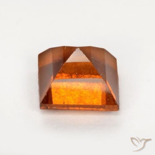 Grenat Hessonite Orange foncé naturelle Carré, 1.57 ct, SI