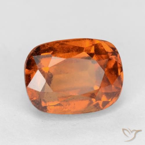Grenat Hessonite Orange foncé naturelle Coussin, 2.46 ct, VS-SI